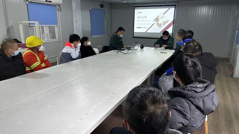 零基础如何轻松应对一建市政考试？培训价格揭秘**